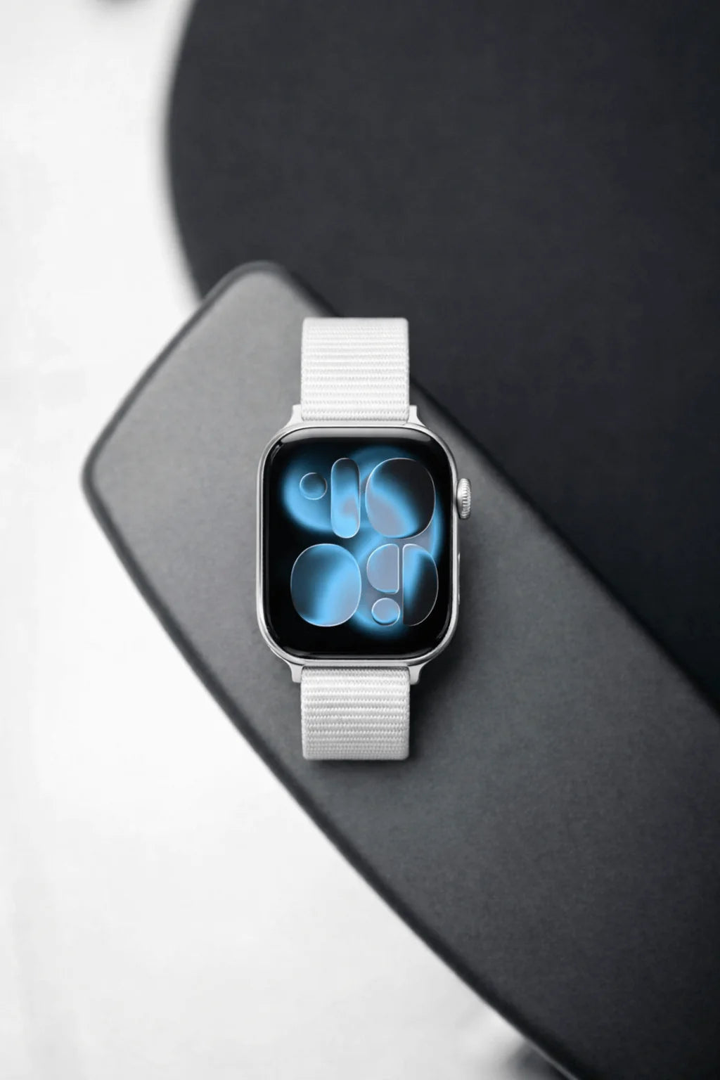 Apple Series 11 Nike Nylon Edition